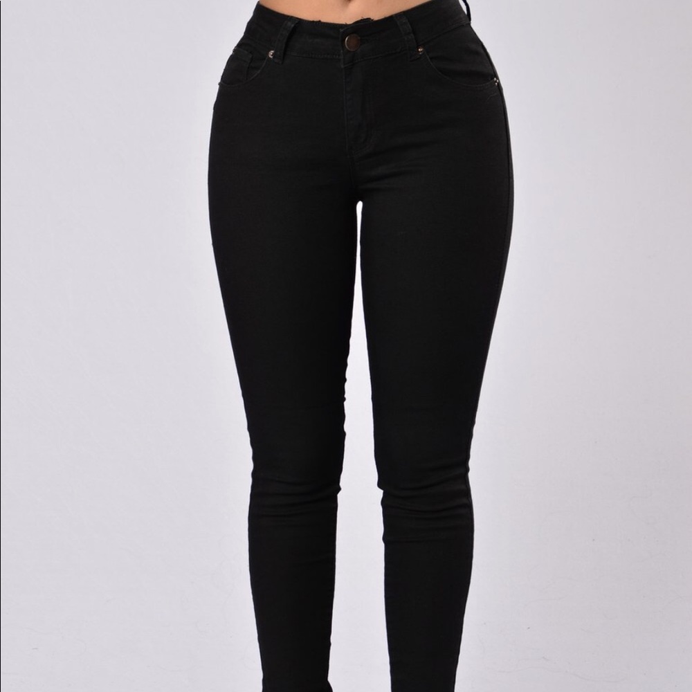 Fashion nova booty shaping Jeans